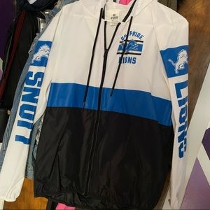 PINK NFL DETROIT LIONS WINDBREAKER